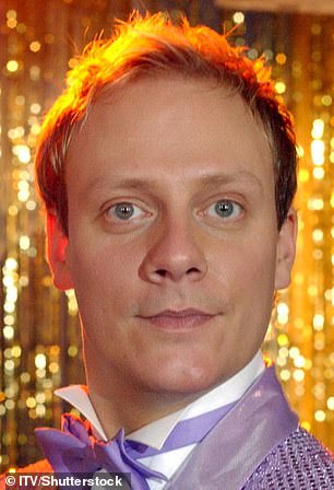 Antony Cotton, who played barman Sean Tully, once reduced me to tears when he took the mickey out of the fact I was on medication, Helen writes