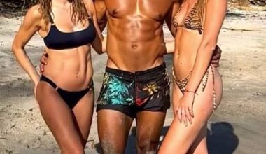 David Haye with Una Healy (left) and Sian Osborne. Haye and Osborne were in an open relationship when Healy dated him