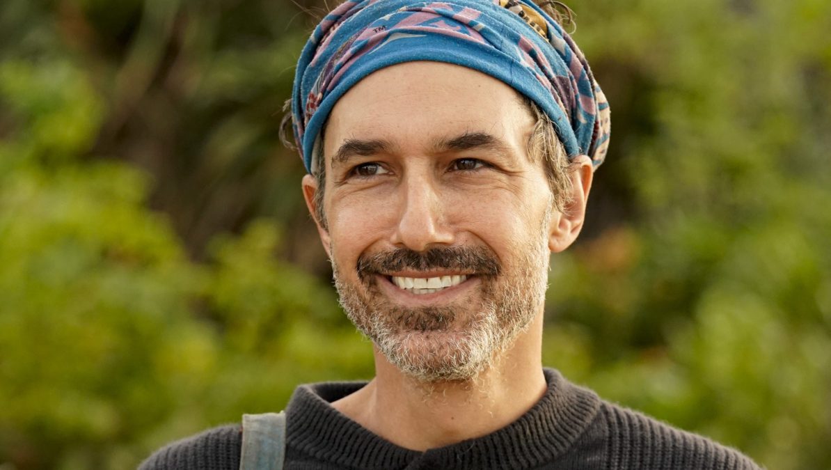 Ethan Zohn on the Edge of Extinction during 'Survivor: Winners at War'