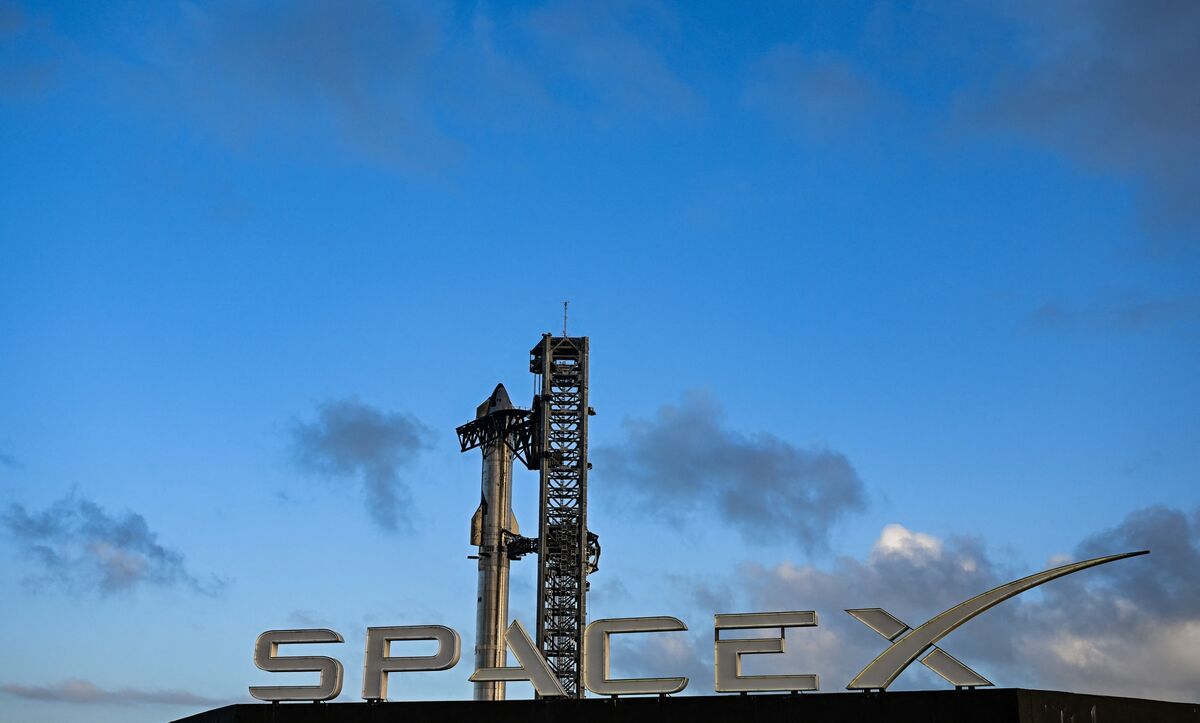 US Labor Board Abandons Case Against SpaceX in Victory for Elon Musk