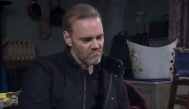 Emmerdale's Ray has true colours exposed