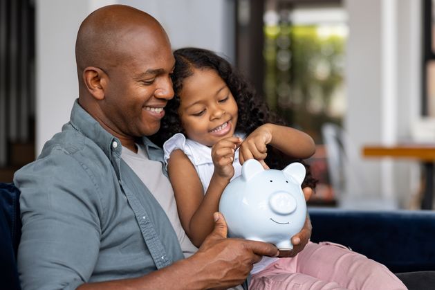 An expert’s guide to giving your children pocket money – and how much you should give