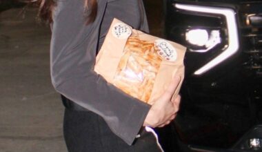 Taylor Swift Hands Out Sourdough to the Haim Sisters and Sombr