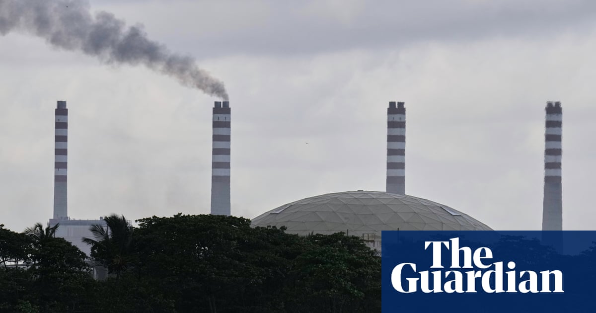 US frackers were already facing a global oil supply glut. Trump’s Venezuelan dream could make it worse | US news