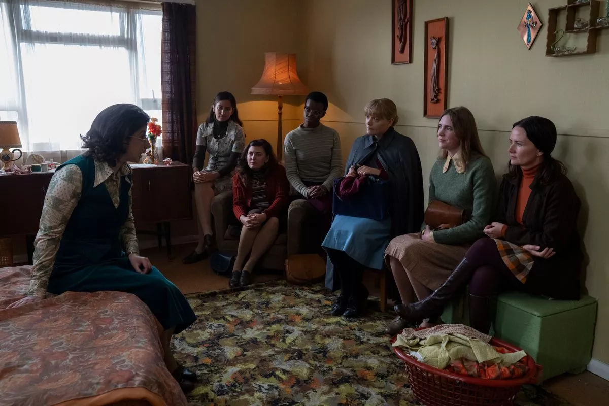 A collection of women talking at Women's Liberation Movement meeting