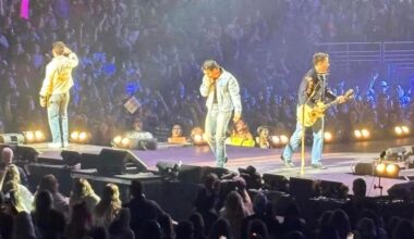 A New Social Enterprise Trades Volunteer Hours For Concert Tickets