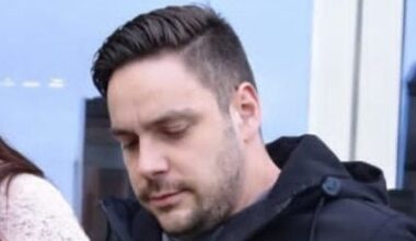 ‘The taxpayer pays for you to sit at home scratching yourself’ –Judge blasts young father for abusing gardaí