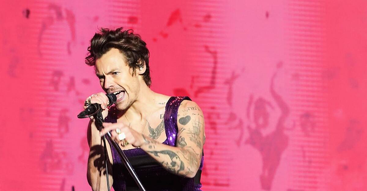 Former One Direction star Harry Styles announces tour including six Wembley gigs