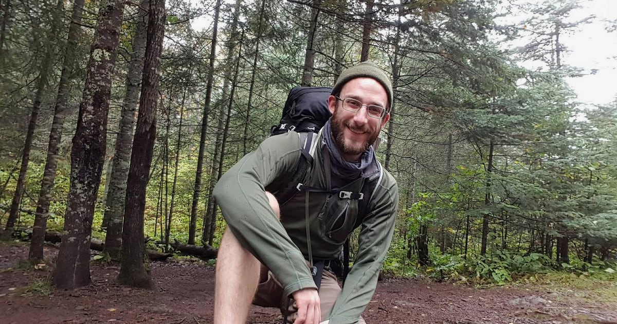 Who was Alex Pretti, the man shot dead in Minneapolis by federal agents? – The Irish Times