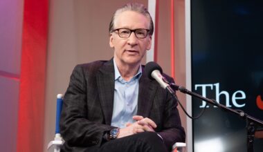 Bill Maher says Democratic Party should tell celebrities 'shut the f--- up'