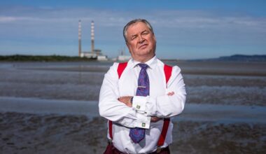 ‘You need a call to listen’ – Joe Duffy ‘surprised’ Liveline dropped iconic theme tune