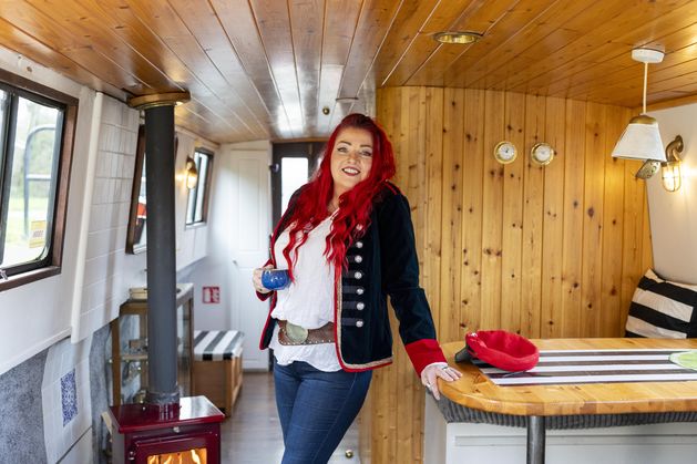 'If you buy an old boat for €40,000 and think that you're going to get a permanent home... that's just not possible' - How much does it really cost to live on a houseboat in Ireland?