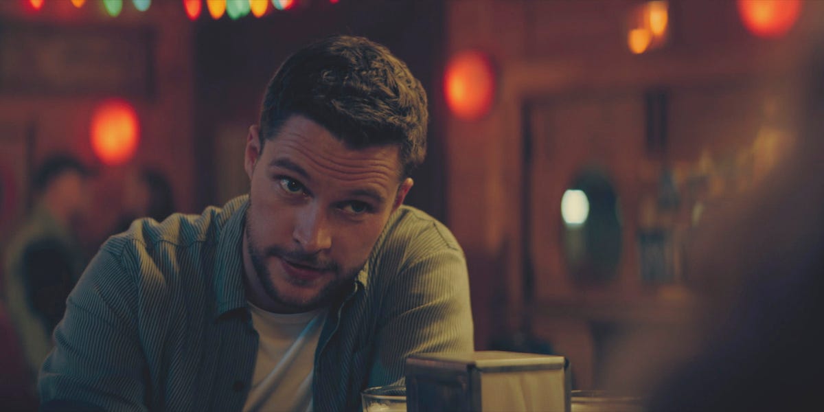 "Engaging" and "thrilling" mystery series that 'keeps you wanting more' jumps into UK chart