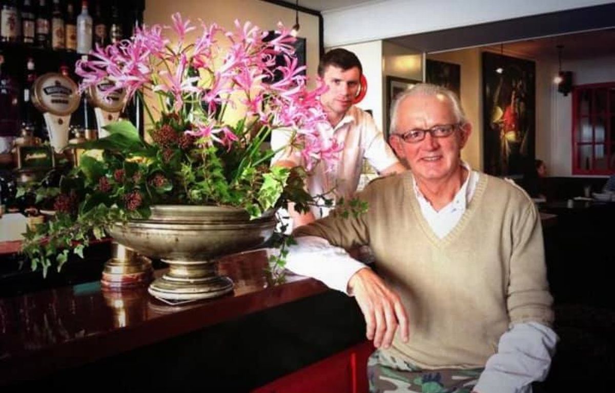 Finín O'Sullivan (front)