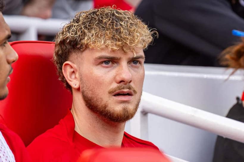 LIVERPOOL, ENGLAND - Sunday, May 11, 2025: Liverpool's substitute Harvey Elliott on the bench before the FA Premier League match between Liverpool FC and Arsenal FC at Anfield. The game ended in a 2-2 draw. (Photo by David Rawcliffe/Propaganda)