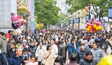 China's commerce ministry to boost consumption, opening-up in 2026