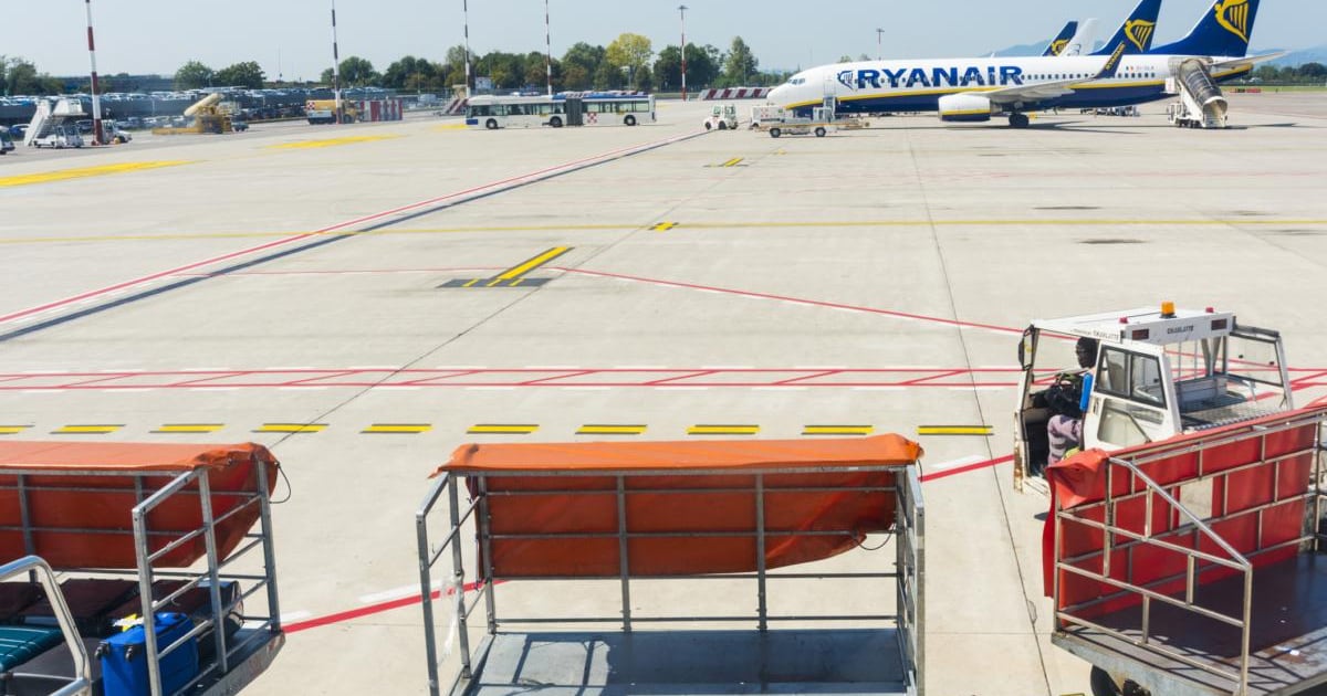 Ryanair passengers face delays after Italy’s Bergamo airport halts flights – The Irish Times