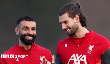 Mo Salah (left) and Dominik Szoboszlai laugh together