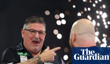Gary Anderson and Ryan Searle show class and surge into world darts semis | PDC World Championship
