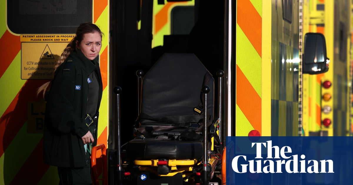 Four NHS trusts in England declare critical incidents after ‘surge’ in A&E admissions | NHS