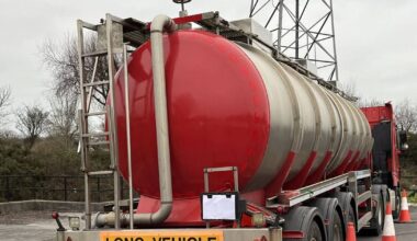 Sports complex offers free showers to community affected by water outages