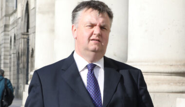 Suspension for accused gardaí 'terrifying', retired senior garda tells Limerick trial