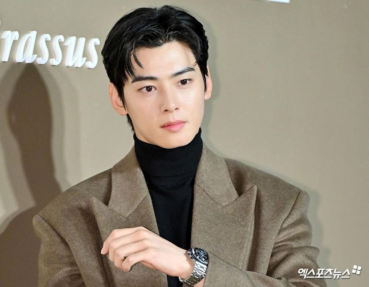 Cha Eun-woo /  Xportsnews