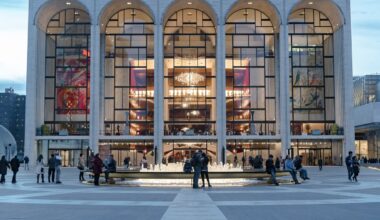 Metropolitan Opera considers selling multi-storey Chagall murals, valued at $55m - The Art Newspaper