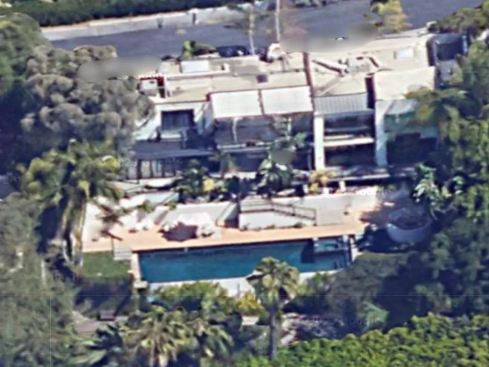 Stewart and Meyer, 38, exchanged vows at Casita Del Campo, an eatery in Silver Lake that is a 10-minute drive from the actress' $3.7 million home, which has served as her primary residence since she snapped it up in 2012. <span class="image-credit">(Google Maps)</span>