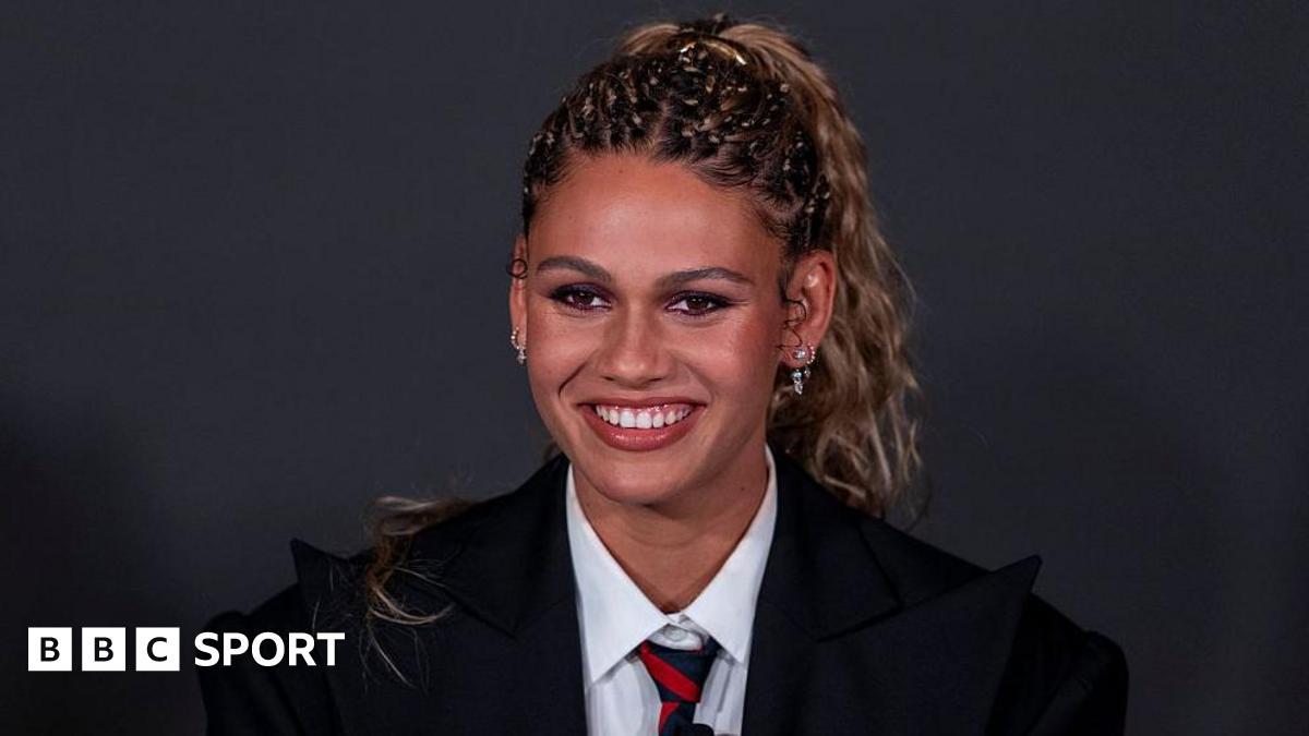 Trinity Rodman re-signing with her club team Washington Spirit on 22 January 2026