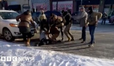 Video shows moments around fatal shooting in Minneapolis