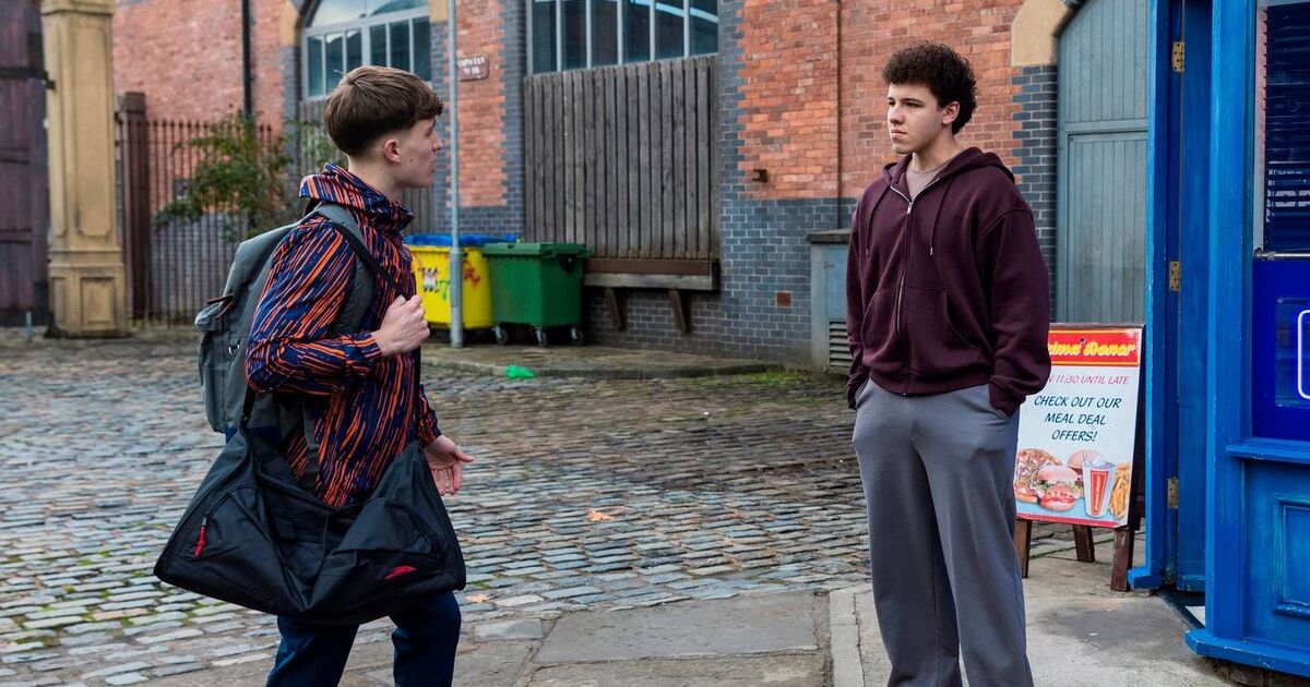 4 Coronation Street spoilers - Carla and Lisa reunion teased as newcomer arrives | TV & Radio | Showbiz & TV