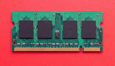 AI-Led Memory Shortage Is Bad News for Phone and PC Makers