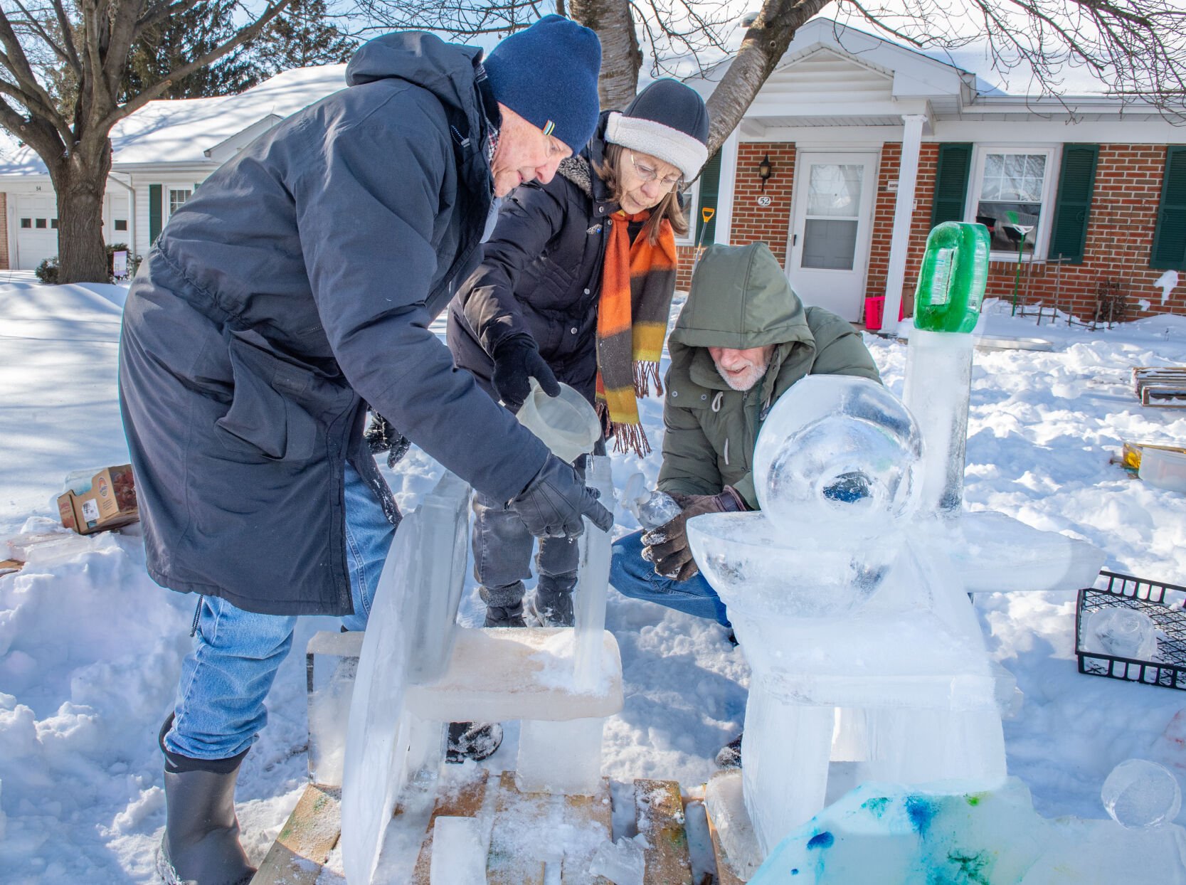 Landis Homes ice sculptures