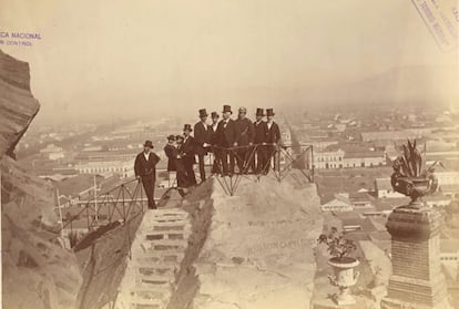 La Roca Tarpeya, donde se construyó El Helicoide, en 1874.
Foto de Pedro Emilio Garraud.