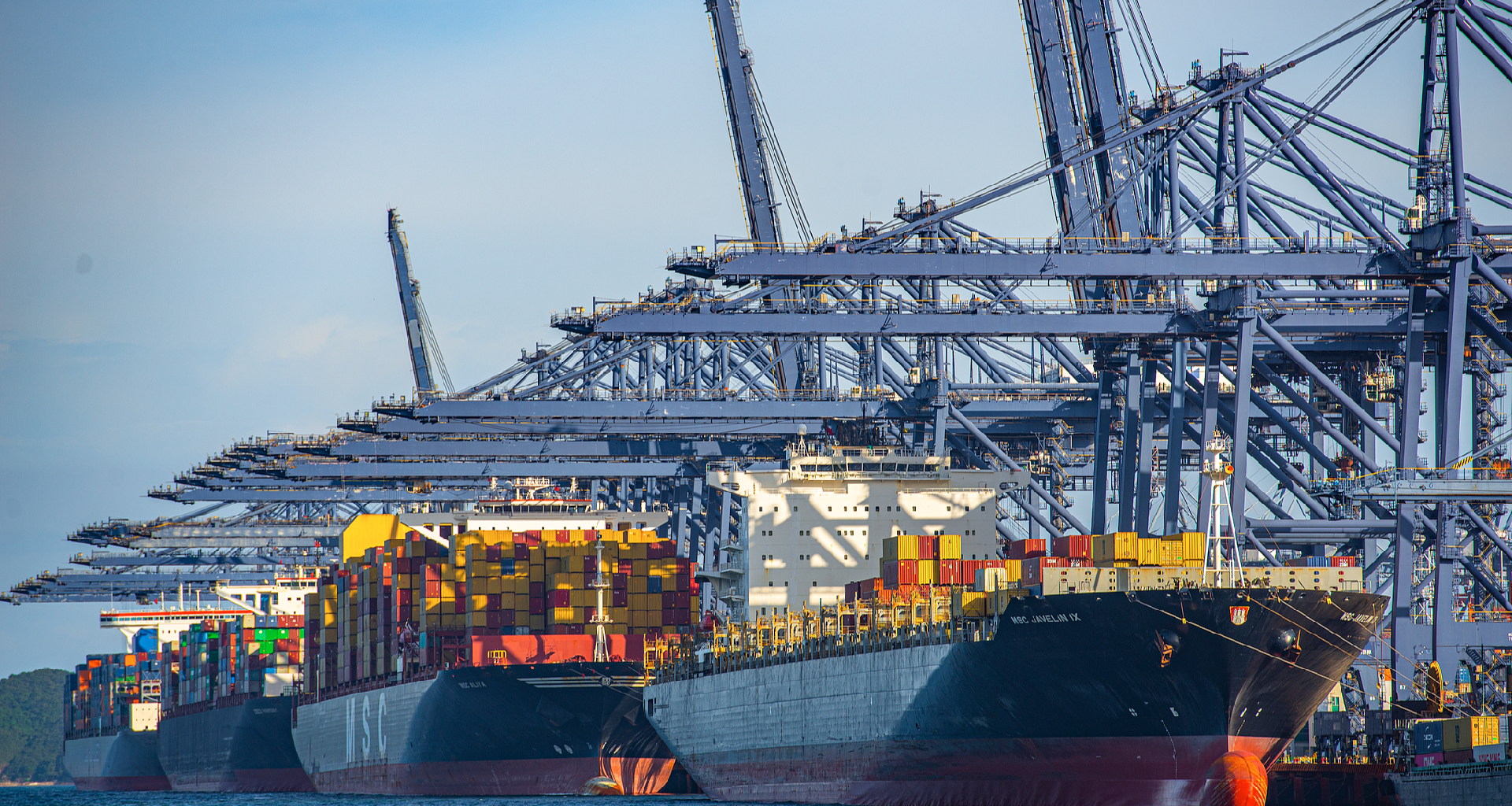 Infographics: Highlights of China's foreign trade in 2025 - news.cgtn.com