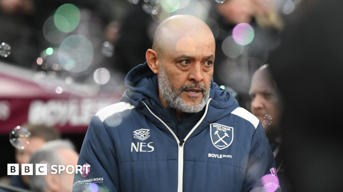 Le Bris: 'Neil is still important to the group'