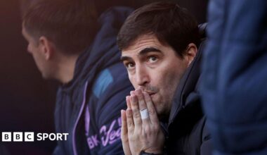 Bournemouth manager Andoni Iraola looks on from the dugout