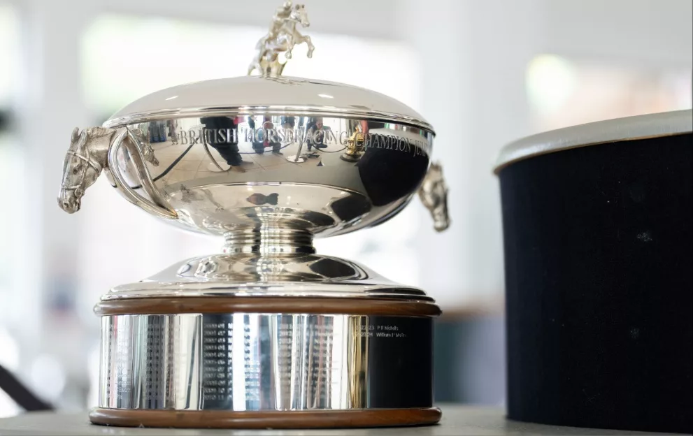 Who tops the standings? – Paddy Power News