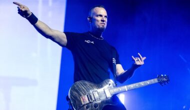 “I opened the door... he had the guitar in his hands. It was him playing the jazz. I had no idea that he was that good”: Mark Tremonti on Alter Bridge’s “secret weapon” and his soloing strategies for avoiding the same old pentatonic patterns