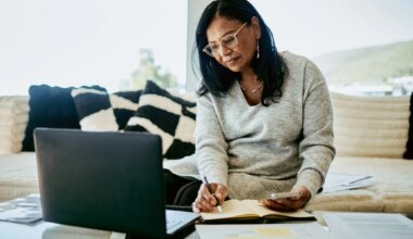 3 Signs You’re Withdrawing Too Much From Retirement Accounts