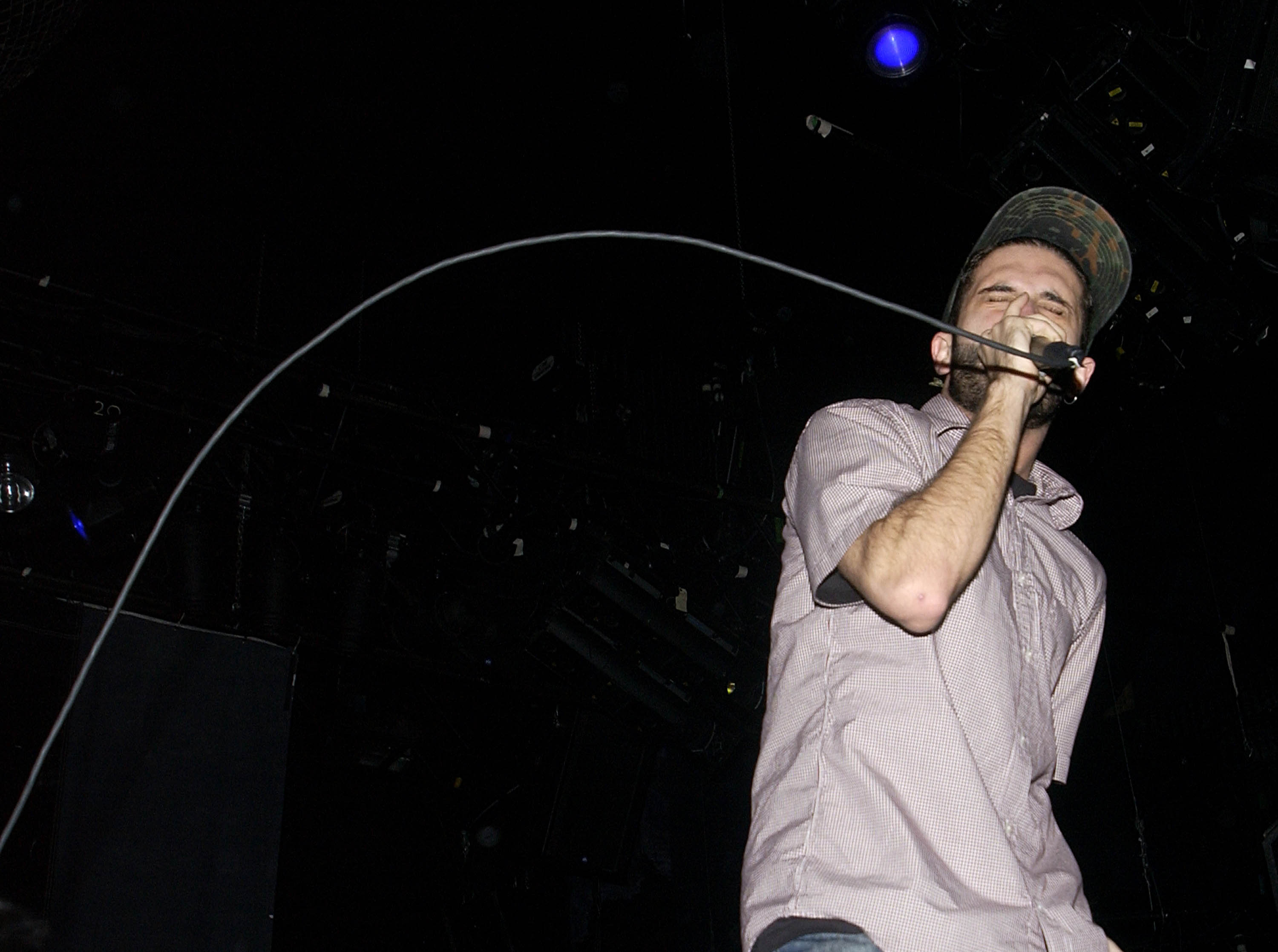 Daryl Palumbo onstage with Glassjaw in 2003