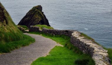 Pensioner banned from driving after helping stranded motorist on remote Kerry road