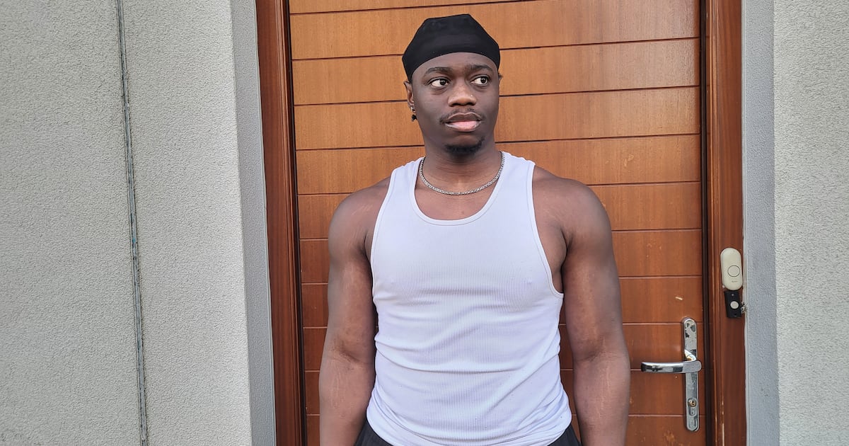 Neighbour tells of rescuing children from Finglas home targeted by arsonists – The Irish Times