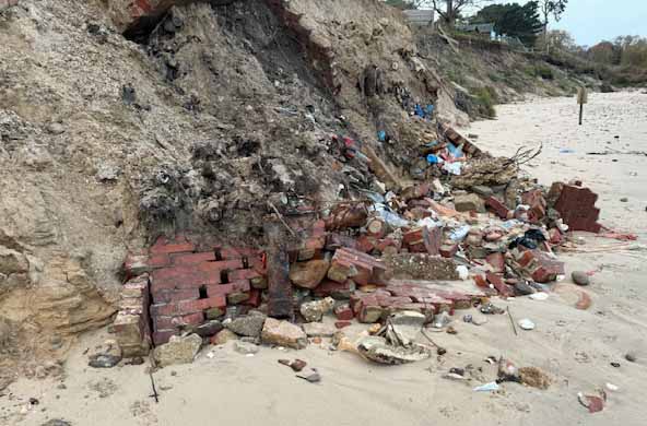 Middle beach rubbish