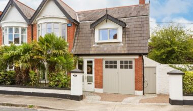 Stylishly upgraded 1930s home in sought-after Sandymount for €1.35m – The Irish Times
