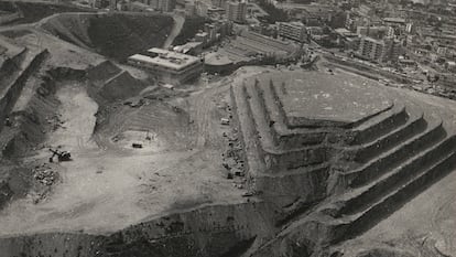 En 1956 comenzaron los estudios del Helicoide para hacer realidad la idea concebida por el arquitecto Jorge Romero Gutiérrez.