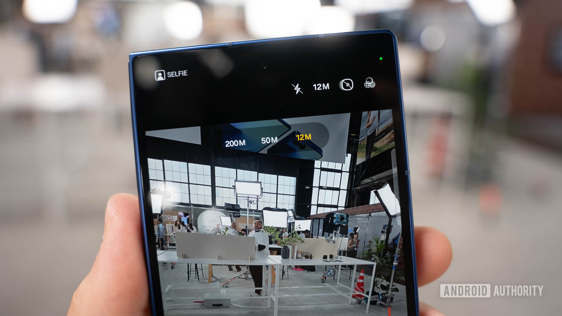 Samsung Galaxy Z Fold 7 camera app open showing new 200MP option Samsung Galaxy Z Fold 7 camera app open showing new 200MP option