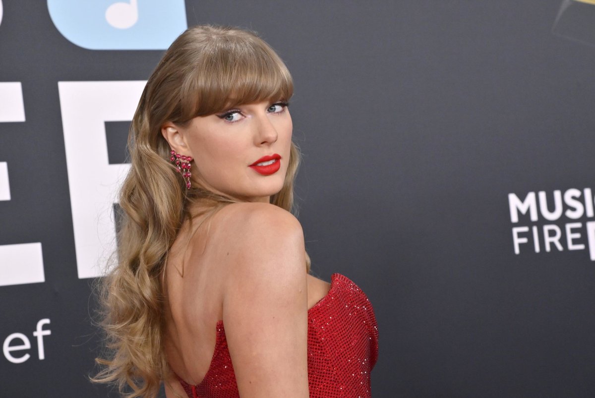 Taylor Swift's 'Life of a Showgirl' tops U.S. album chart
