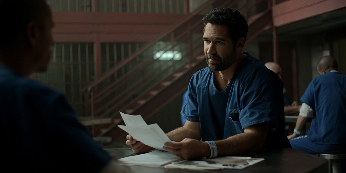 The Lincoln Lawyer N S4 E1 00 02 32 22R